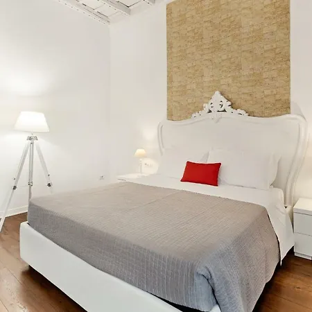 Stunning 3 Bed 3 Bath Flat 2min From Spanish Steps Apartmán